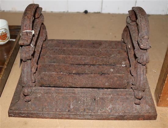 Boot scraper